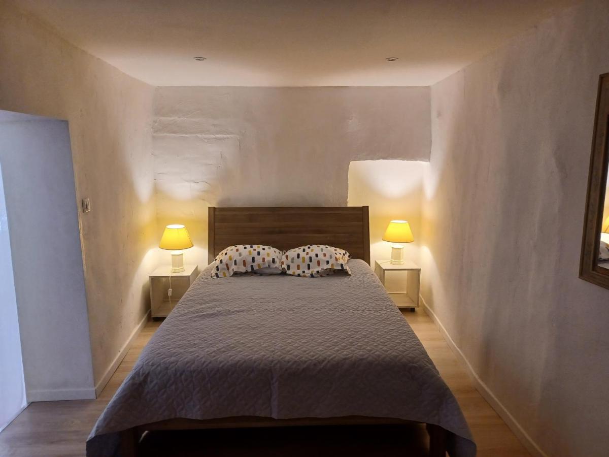 L'Horloge Apartment Aups Luaran gambar